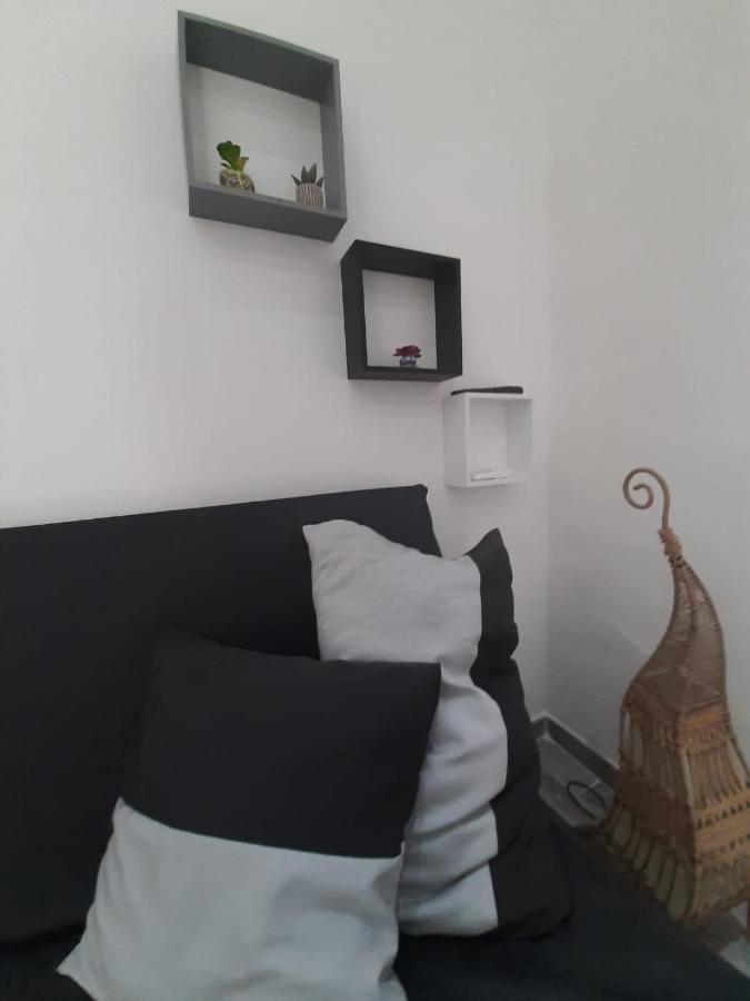 Bed and Breakfast 2 Passi A Napoli Экстерьер фото